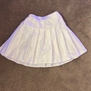 White tennis skirt with shorts